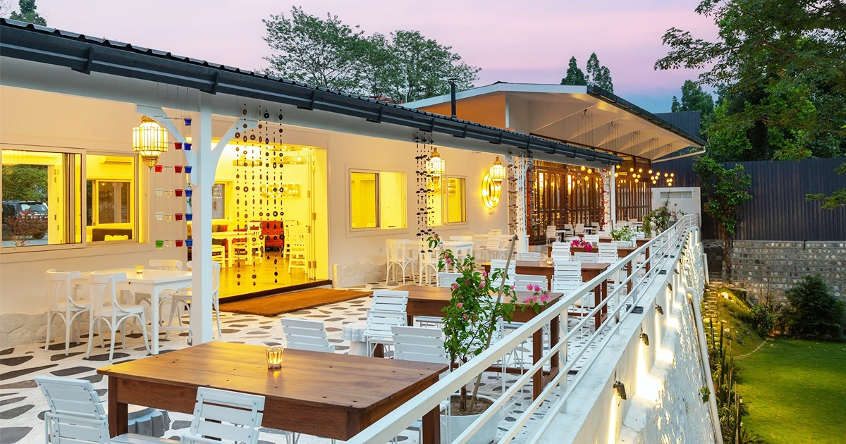 Family Cafe in Rajpur Road Dehradun with Price