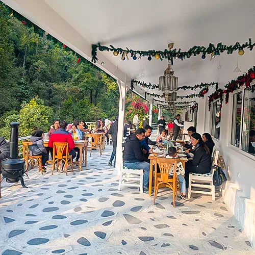 Best Cafe in Rajpur Road Dehradun
