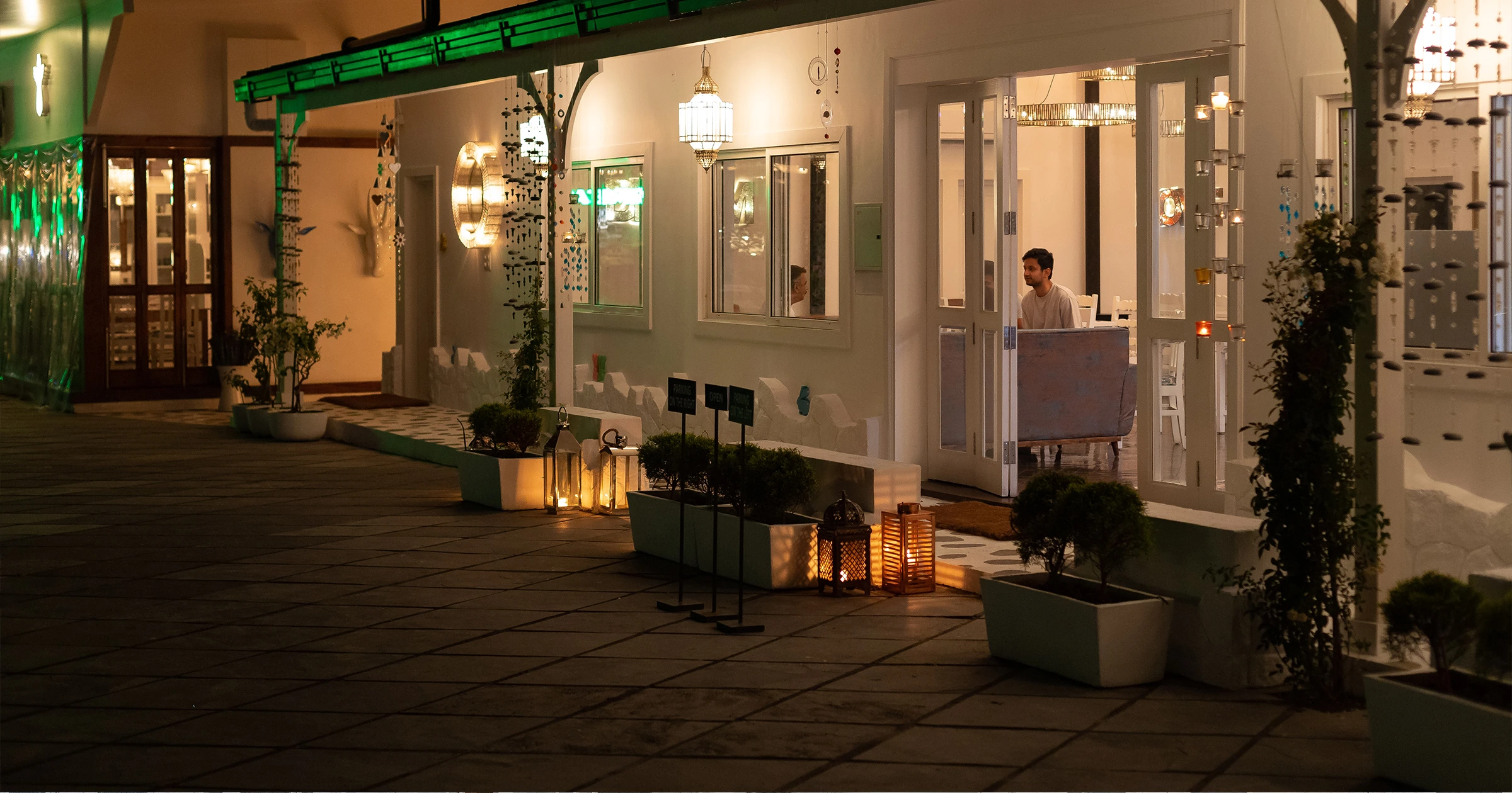 Best Restaurants for Couples in Dehradun