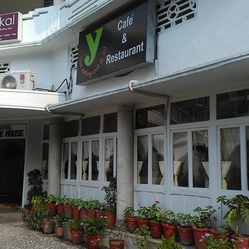 The Vintage Aesthetics at Y Café & Restaurant