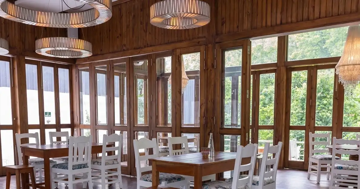 Best Bar and Restaurant in Dehradun slider2